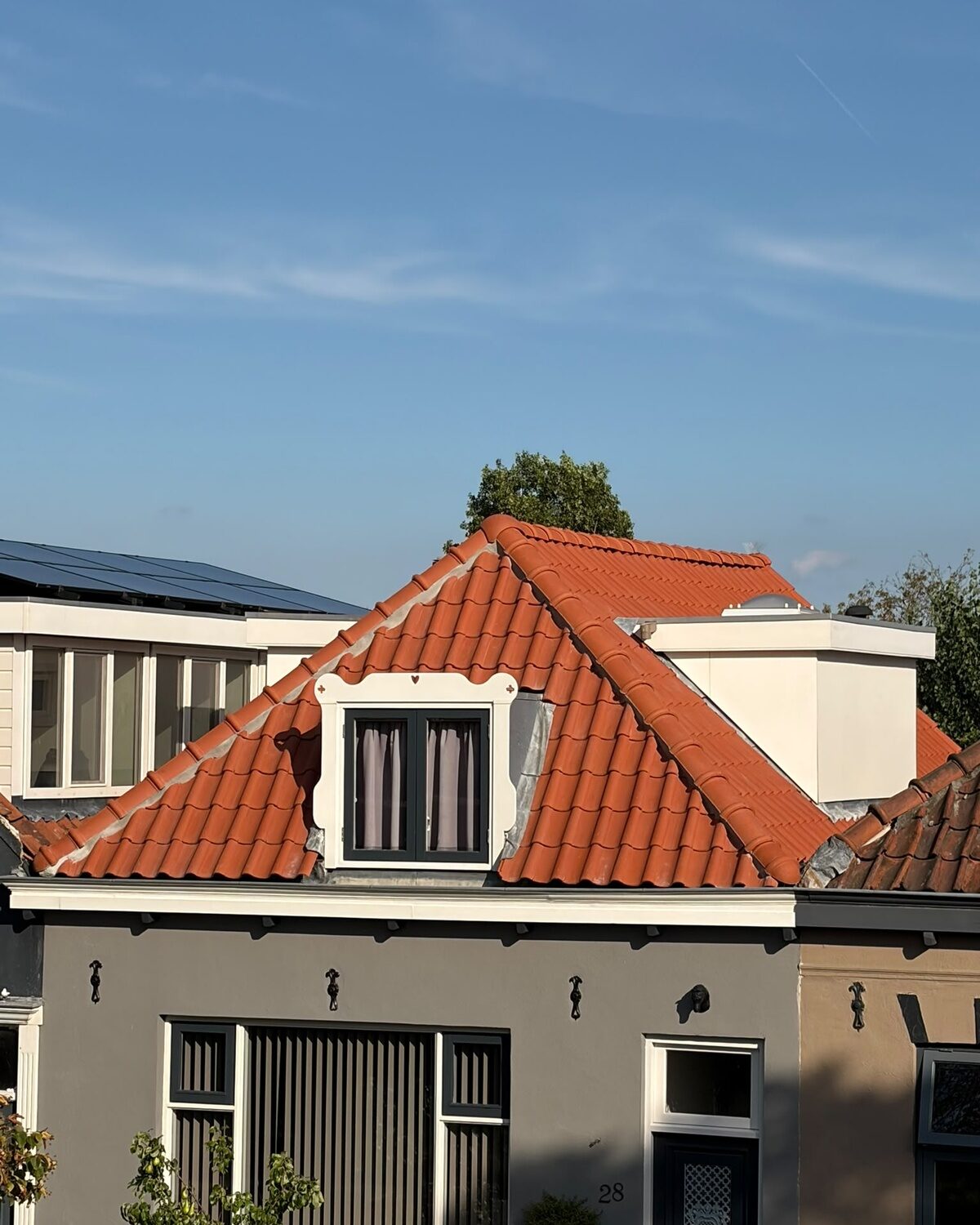 Opgeleverde woning met vernieuwd dak en dakkapel